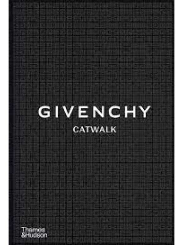 Givenchy Catwalk 1